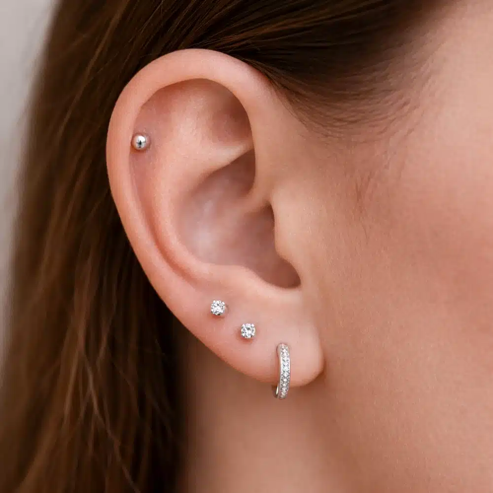 Ασημί piercing με μπίλια και επίπεδη βάση – minimal σχέδιο SS267 Ασημί piercing με μπίλια και επίπεδη βάση – minimal σχέδιο SS267
